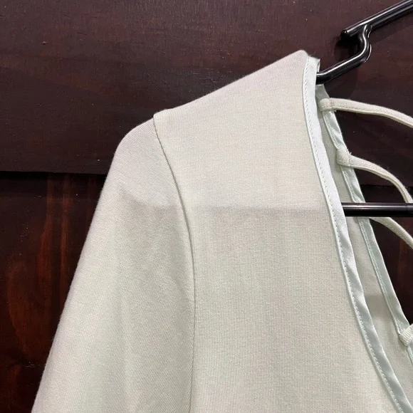 NWT ARMANI EXCHANGE TOP - Picture 3 of 7